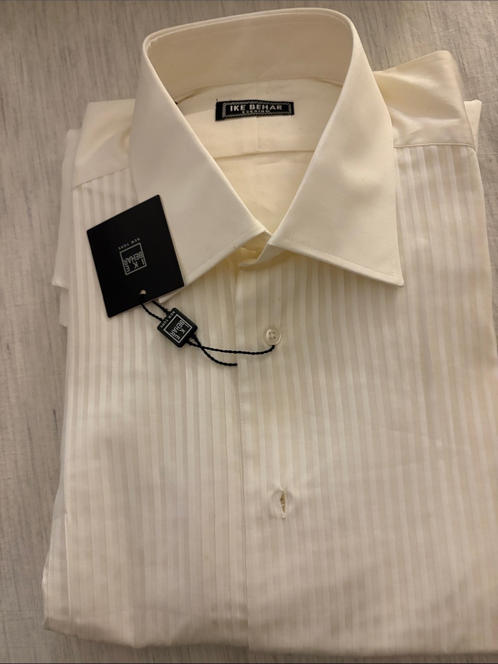 Ike Behar Men's White Pleated Front Dress Shirt
